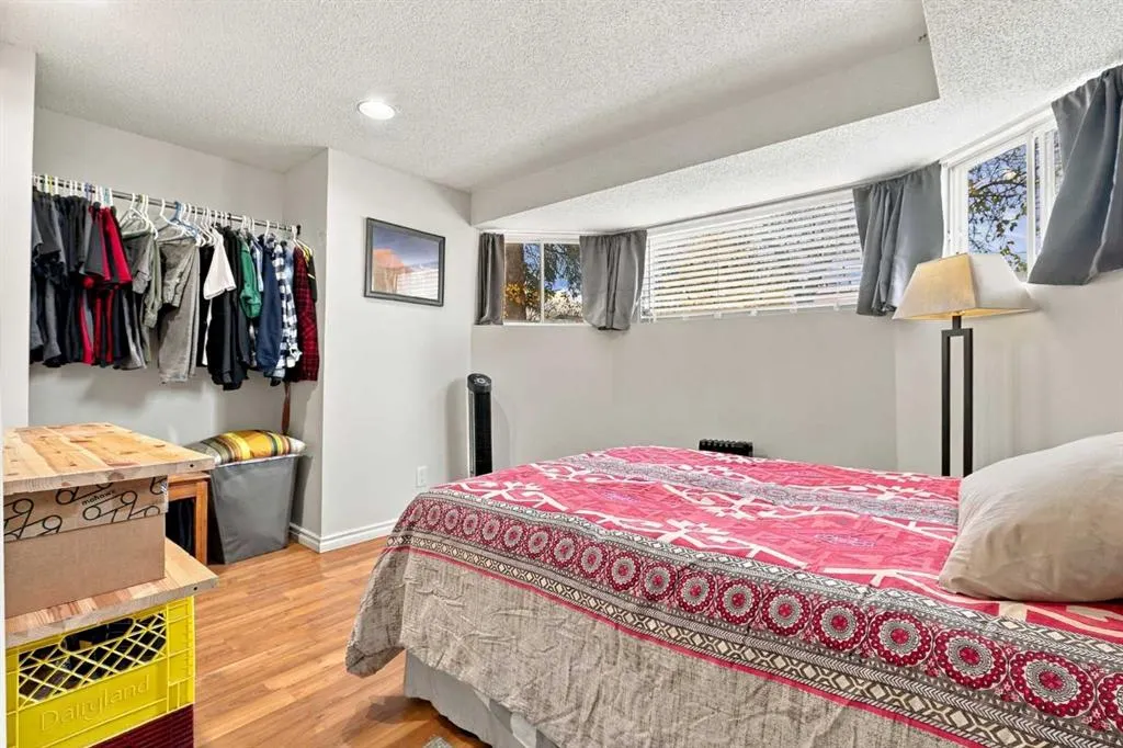 16 Mckenna Place SE