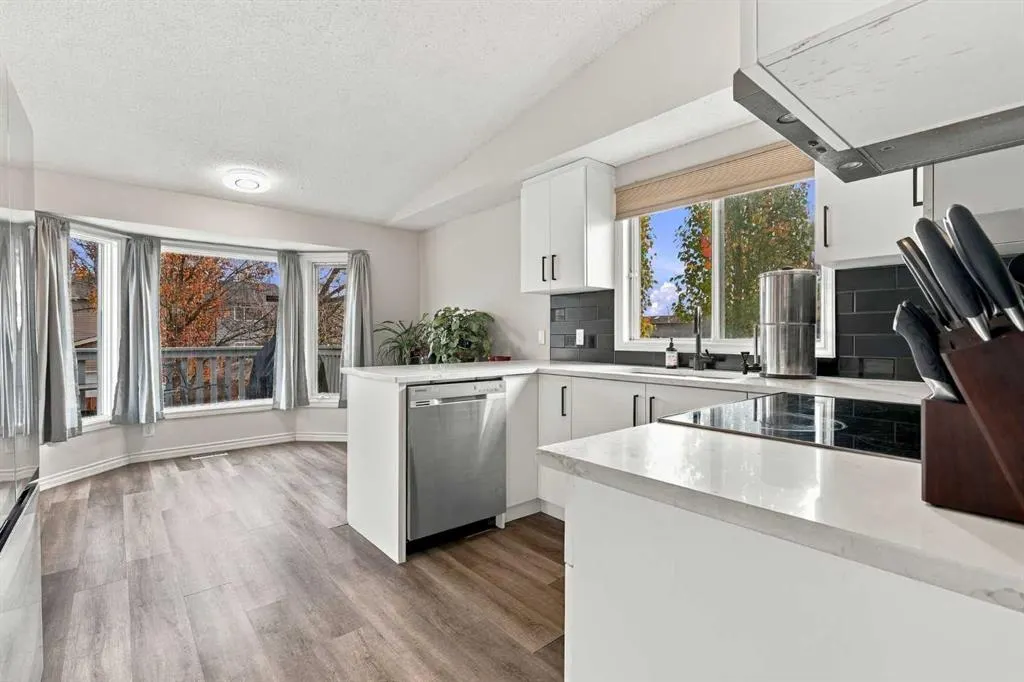 16 Mckenna Place SE