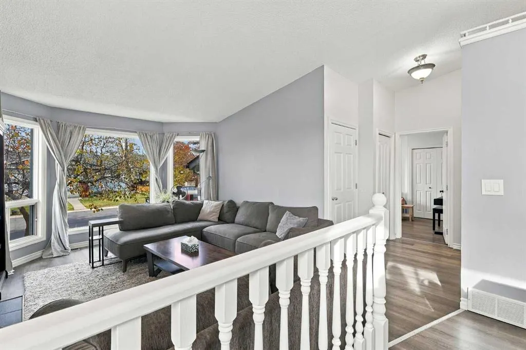 16 Mckenna Place SE