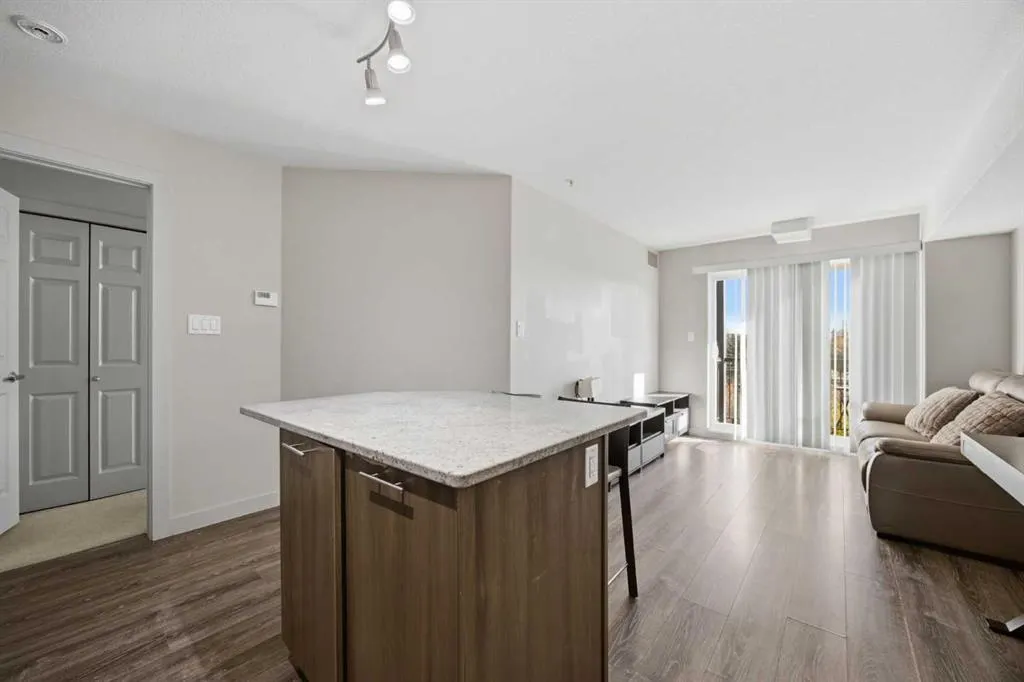7901 King Street #1307