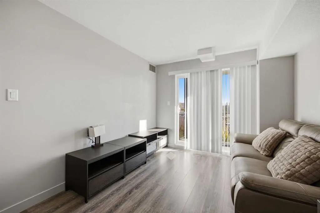 7901 King Street #1307