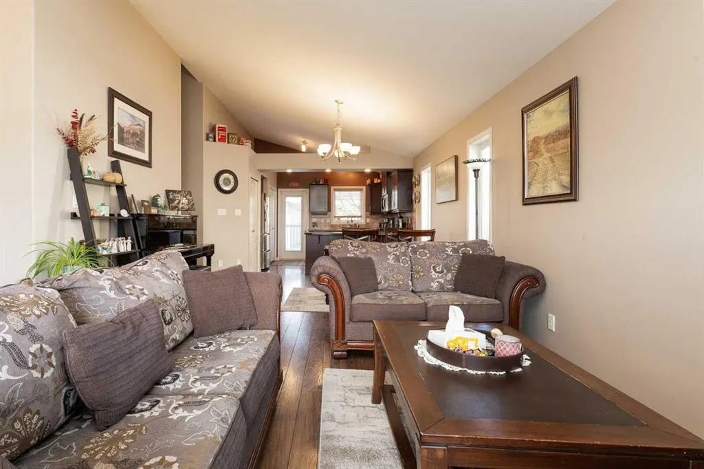 346 Lettice Perry Road N