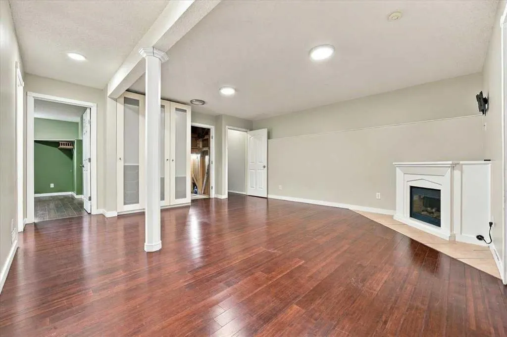 3 Cimarron Meadows Bay