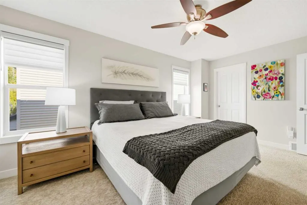 383 Springborough Way SW