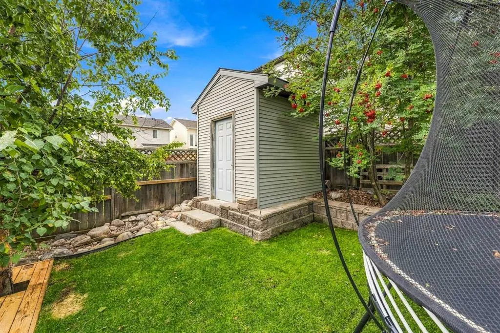 383 Springborough Way SW