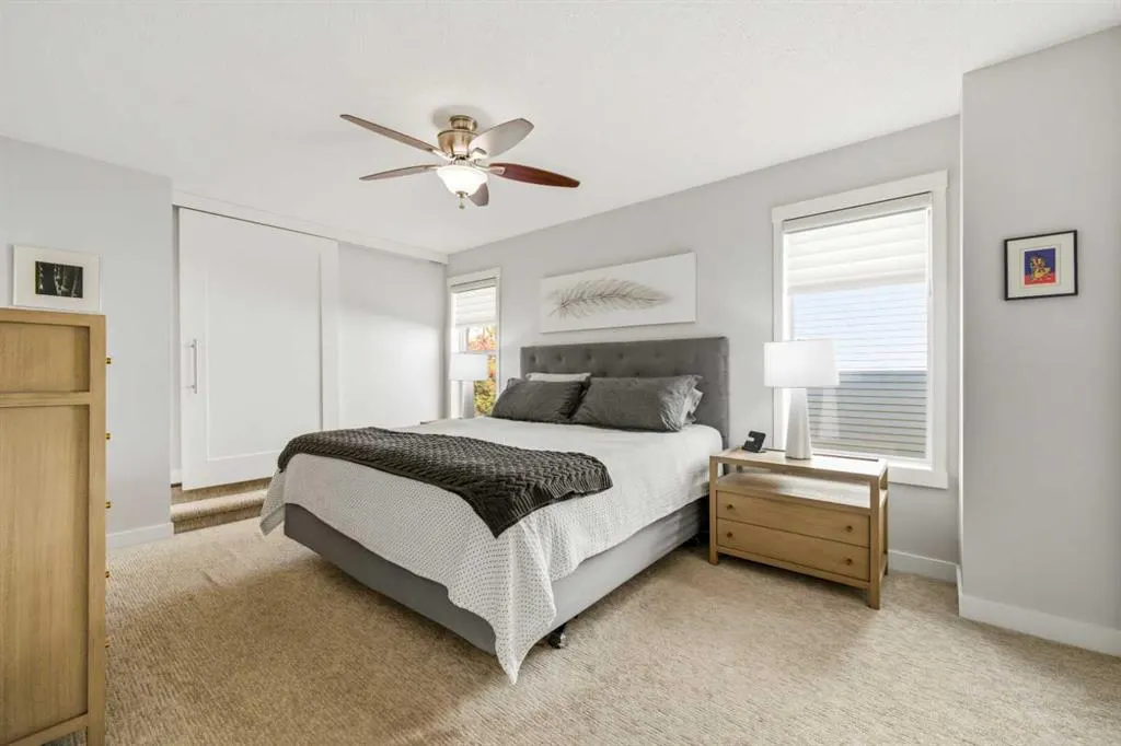 383 Springborough Way SW
