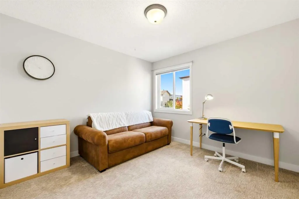 383 Springborough Way SW