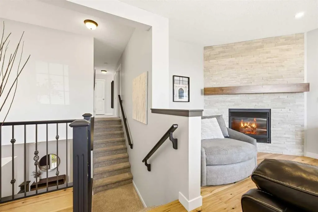 383 Springborough Way SW