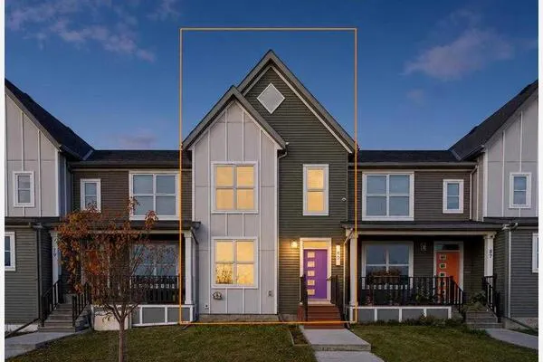 83 Savanna Park NE