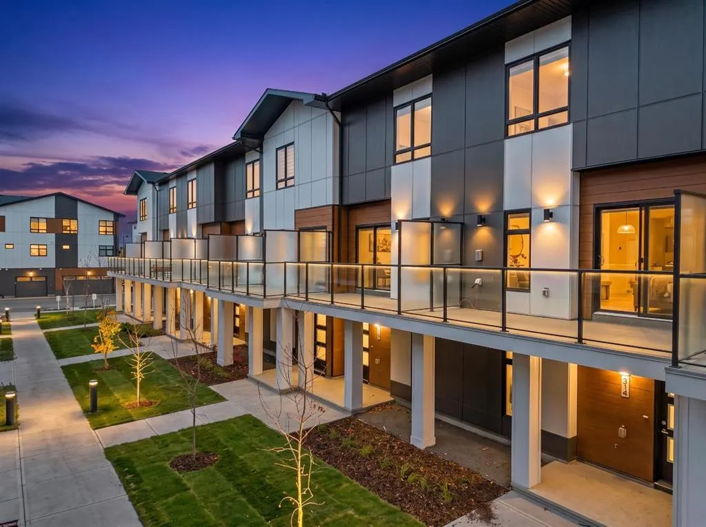 8235 8 Avenue SW #315