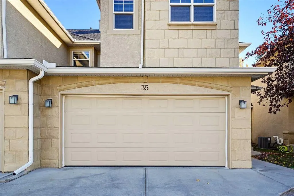 39 Strathlea Common SW #35