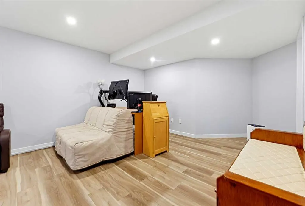 39 Strathlea Common SW #35