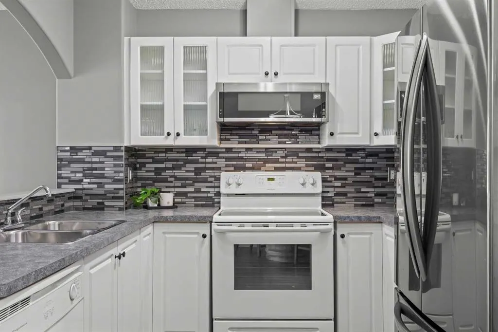 116 Royal Birch Mount NW
