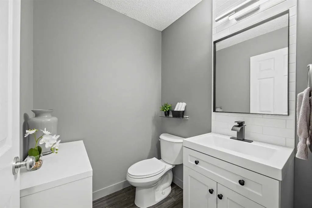 116 Royal Birch Mount NW