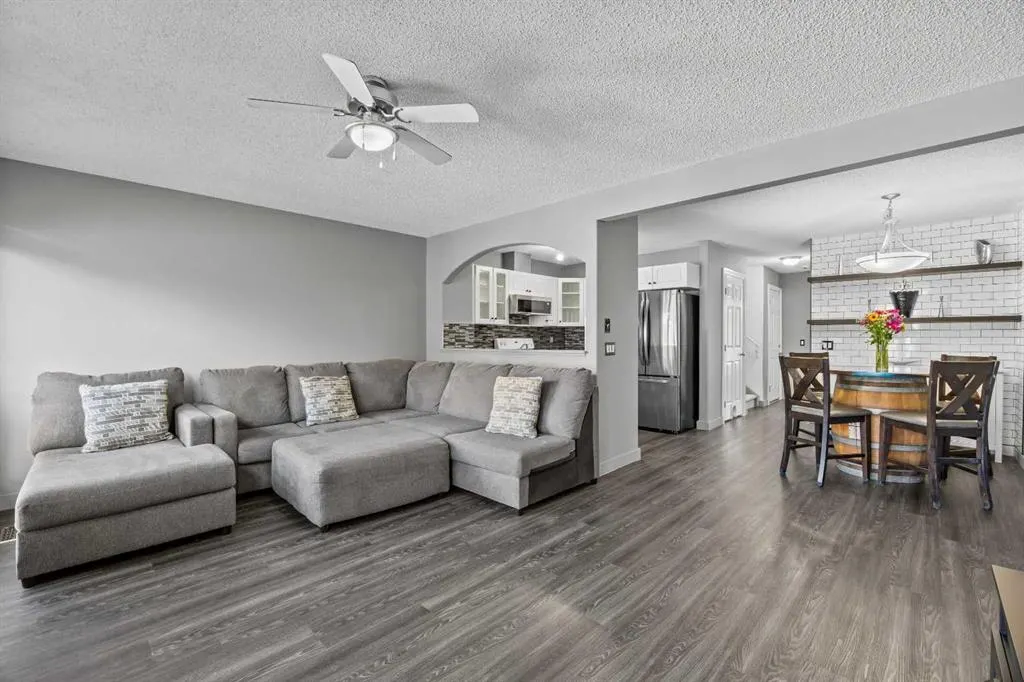 116 Royal Birch Mount NW