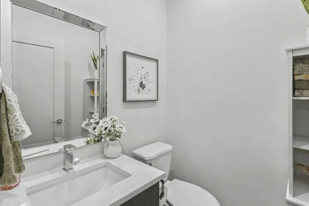 1929 36 Street SW #2