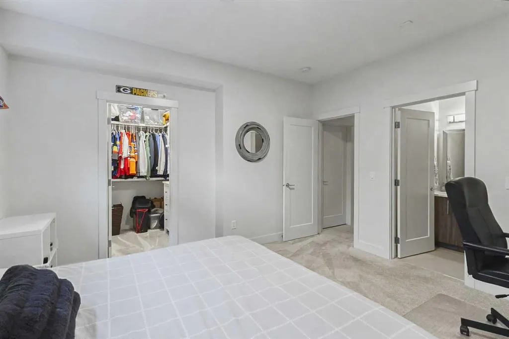 1929 36 Street SW #2