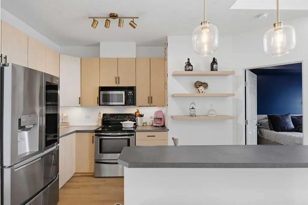 3501 15 Street SW #306
