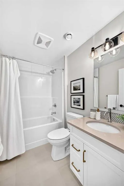109 Juniper Ridge Crescent