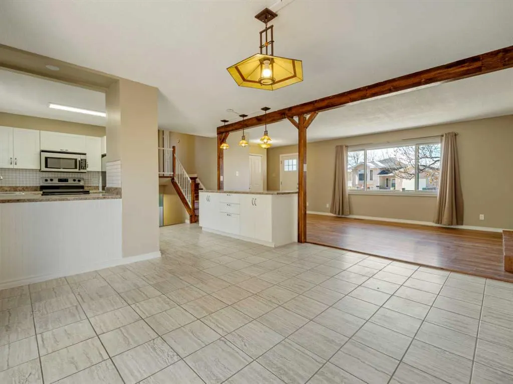 80 Ojibwa Road W
