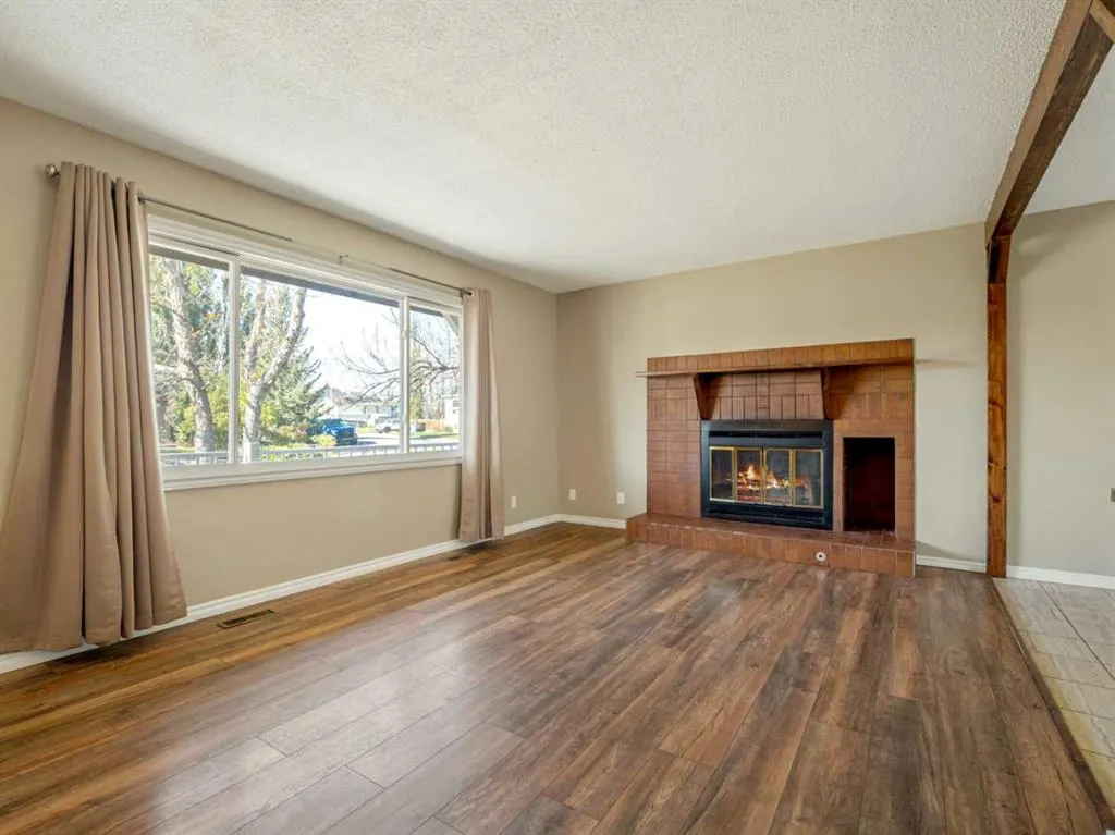 80 Ojibwa Road W
