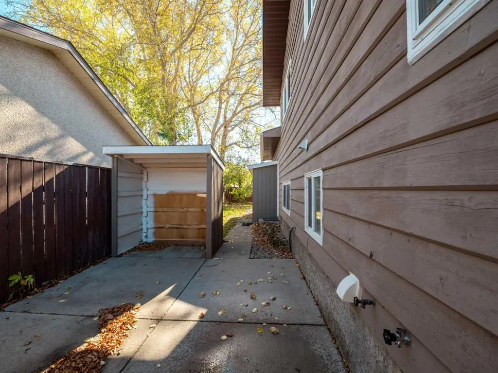 80 Ojibwa Road W
