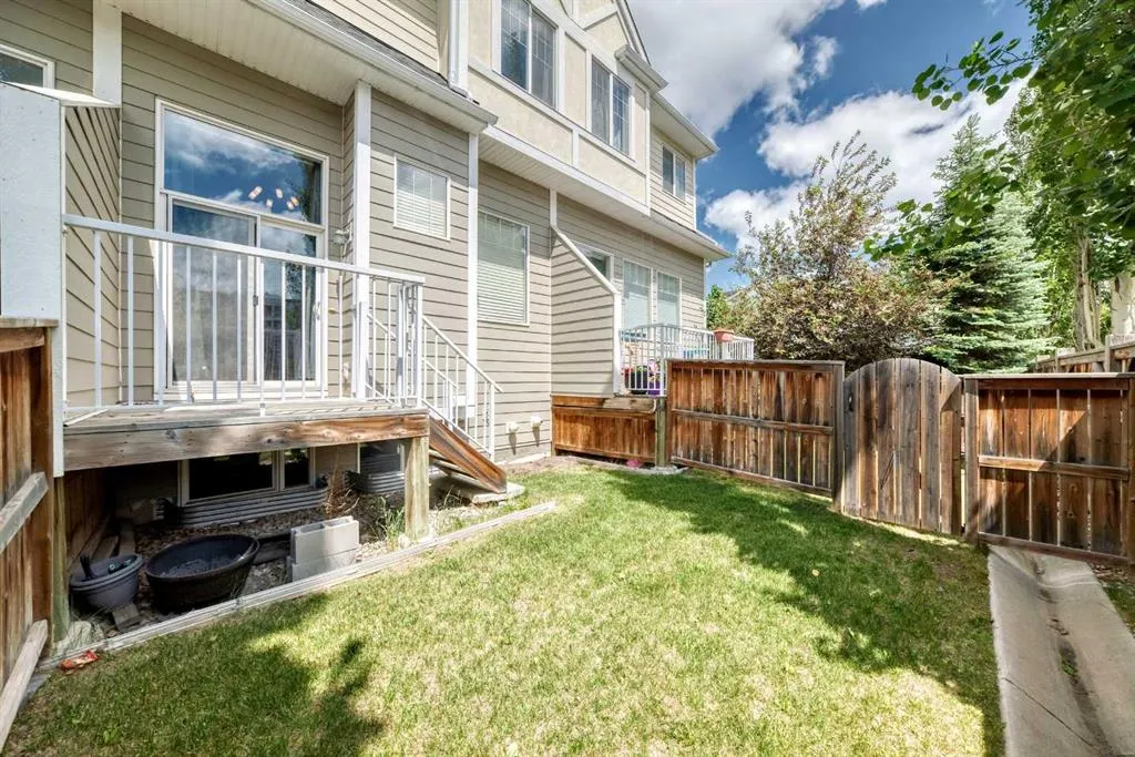 711 Auburn Bay Circle SE