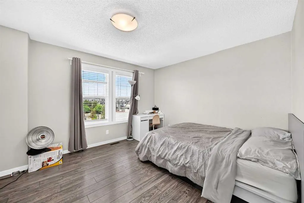 711 Auburn Bay Circle SE