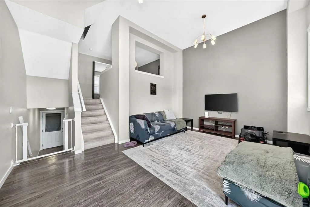 711 Auburn Bay Circle SE