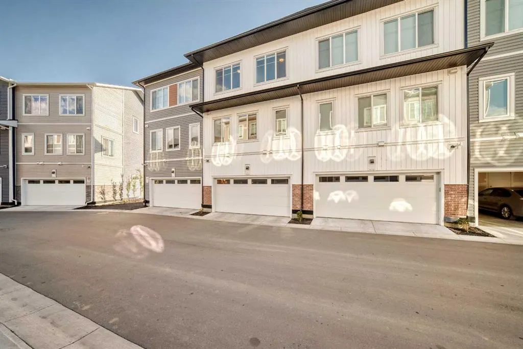 6 Merganser Drive W #303
