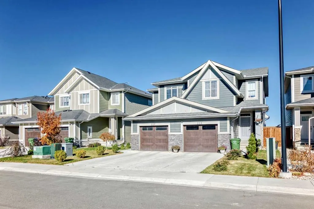 227 Creekstone Way SW