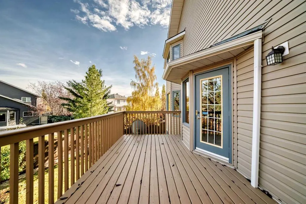 127 Edgebrook Circle NW