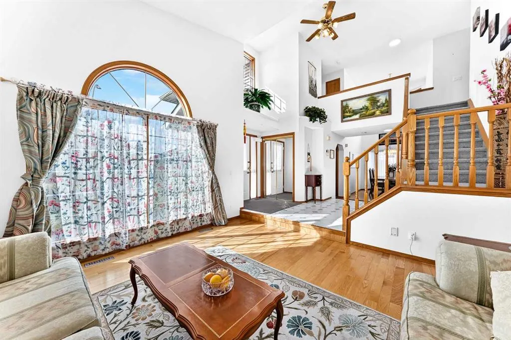 127 Edgebrook Circle NW
