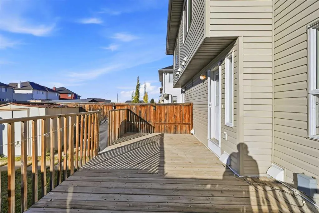 33 Saddlebrook Common NE