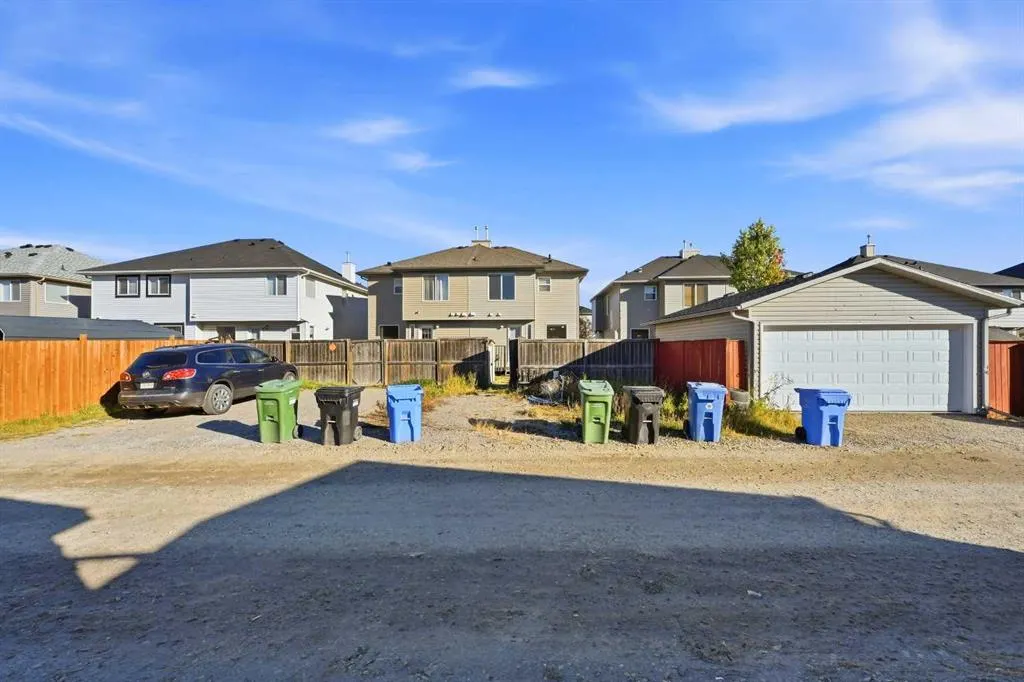 33 Saddlebrook Common NE