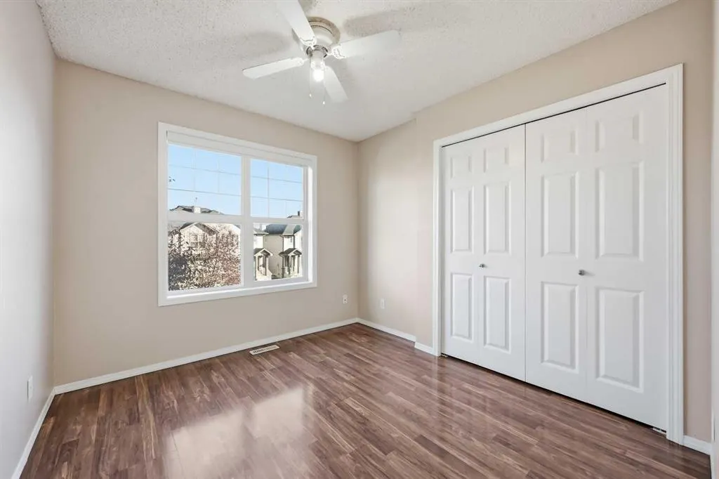 33 Saddlebrook Common NE