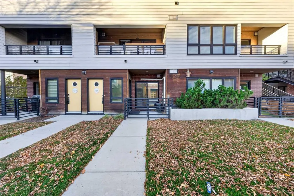 126 18 Avenue SW ##