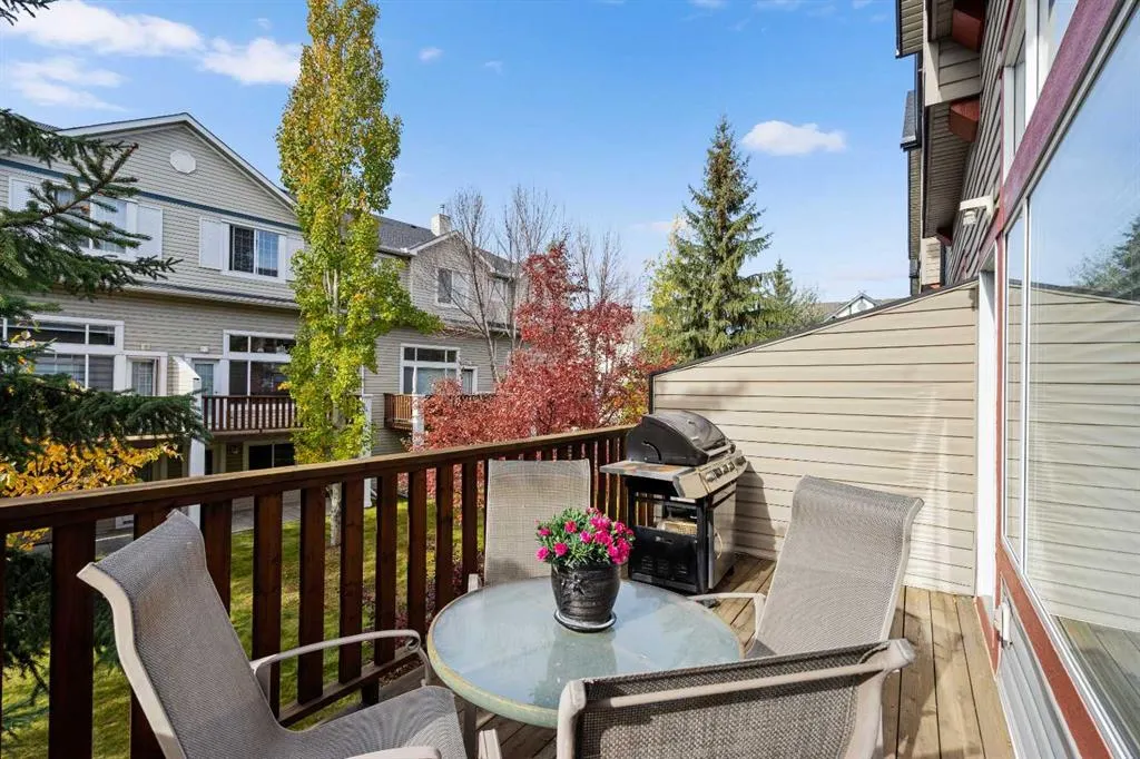 231 Copperfield Lane SE