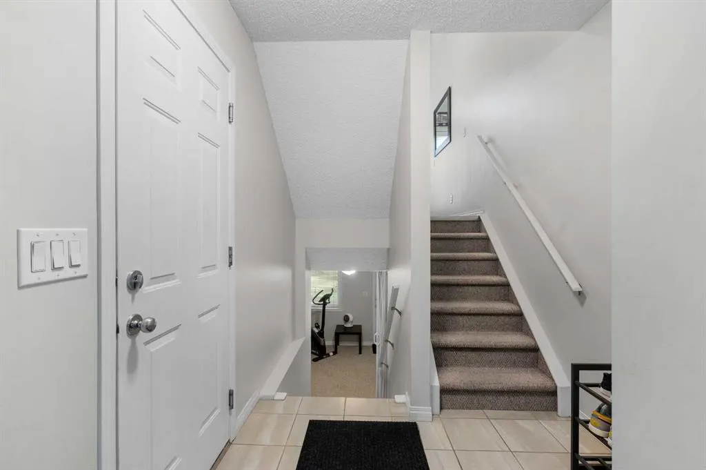 231 Copperfield Lane SE