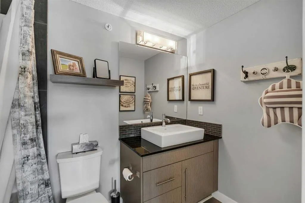 11 Mahogany Row SE #1410