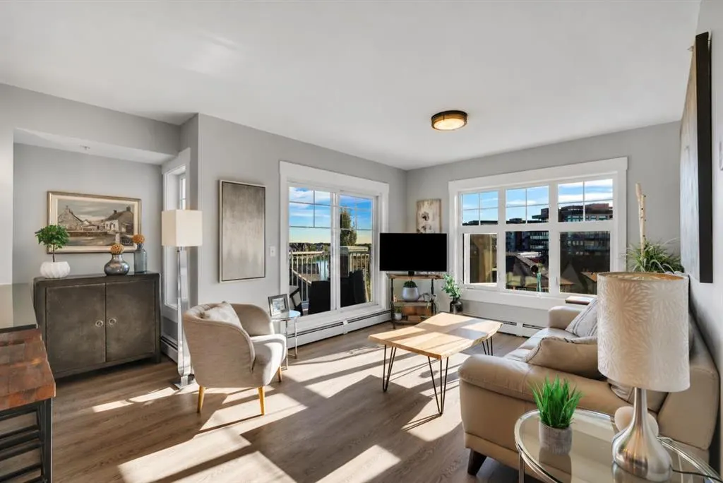 11 Mahogany Row SE #1410