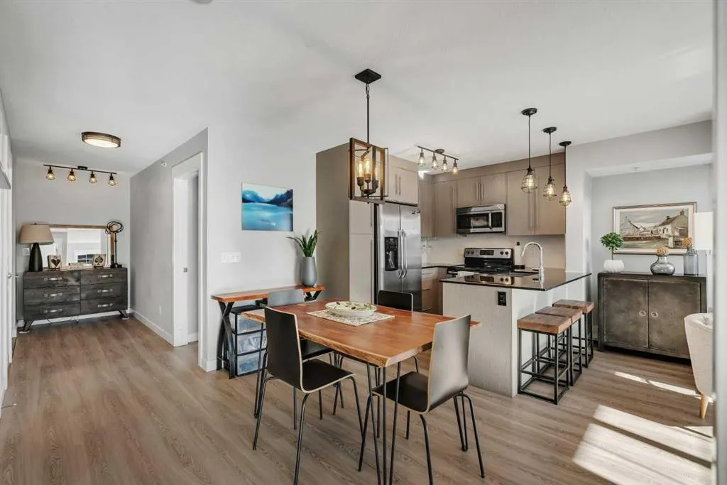11 Mahogany Row SE #1410