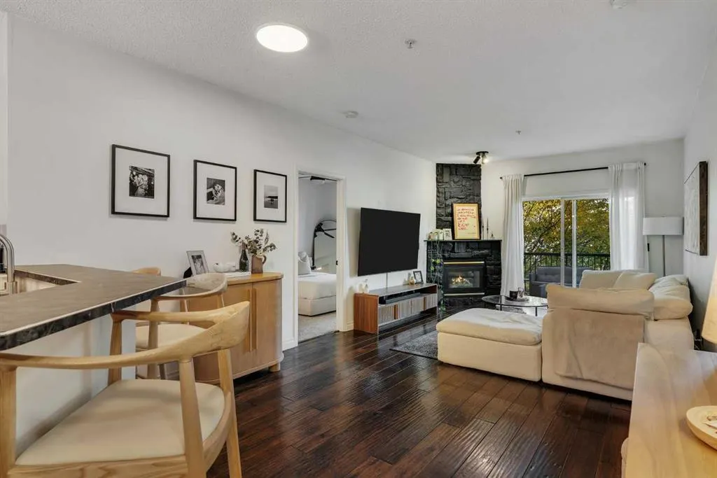 126 14 Avenue SW #417