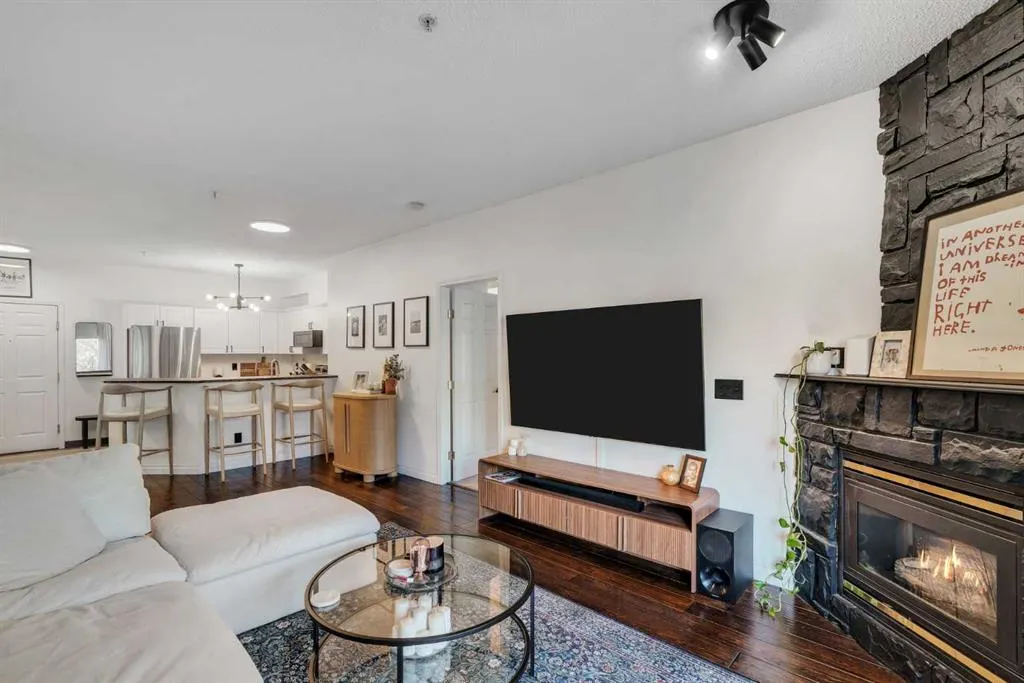126 14 Avenue SW #417
