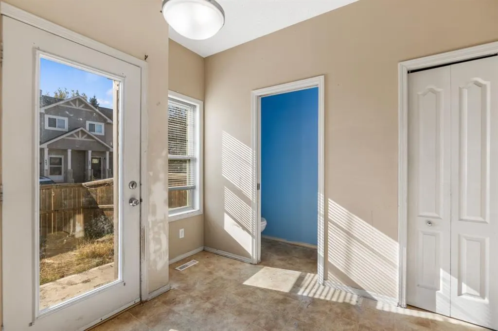 523 Strathaven Mews