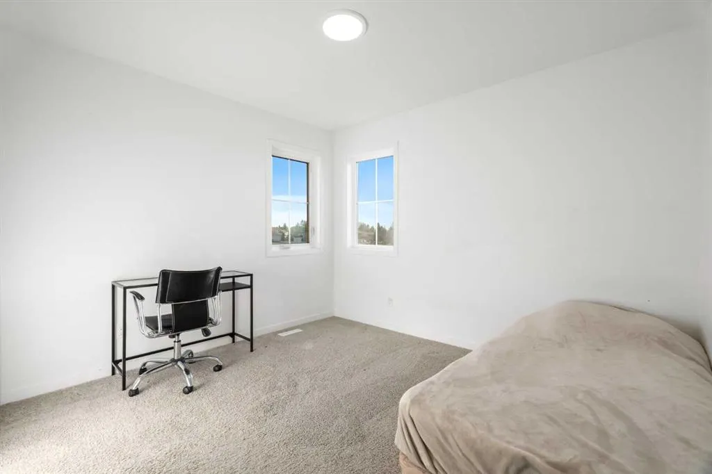 222 Knight Avenue