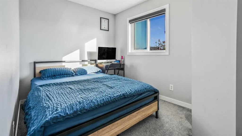 7848 Martha's Haven Park NE