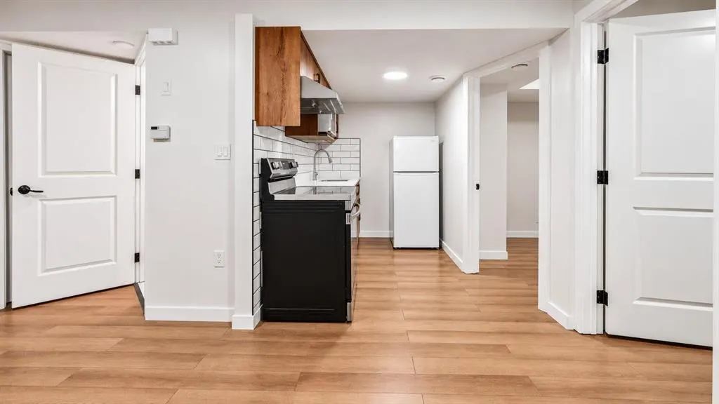 7848 Martha's Haven Park NE