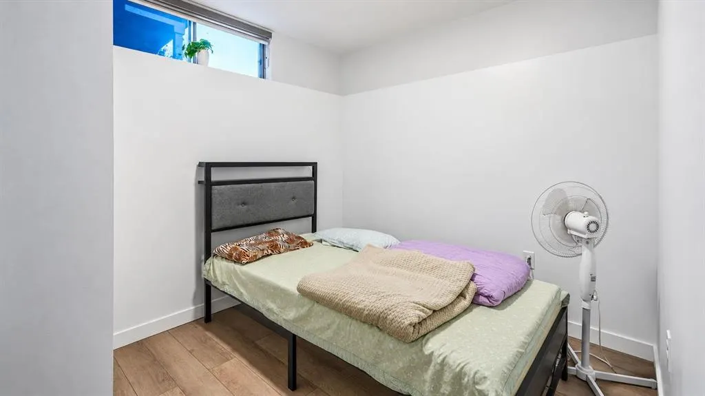 7848 Martha's Haven Park NE