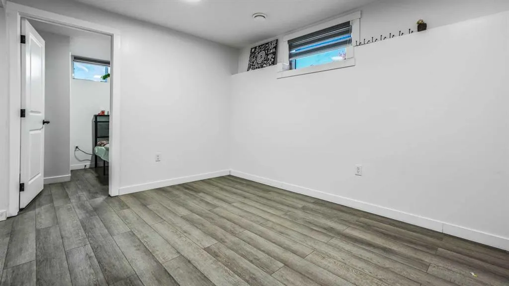 7848 Martha's Haven Park NE
